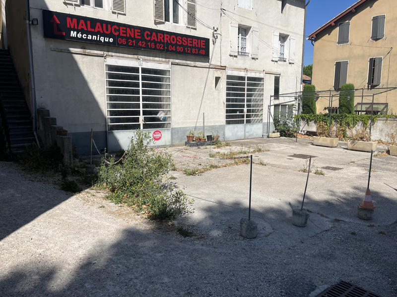 Propriété - 176 m² - 10 pièces