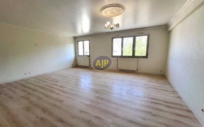 Appartement - 87 m² - 3 pièces