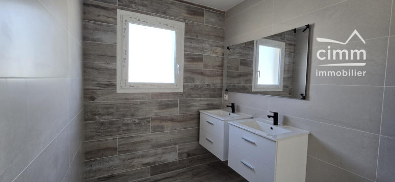 Villa - 80 m² - 4 pièces