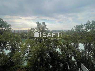 Appartement - 64 m² - 2 pièces