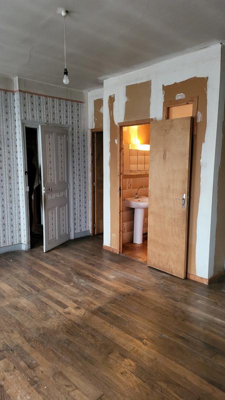 Maison - 182 m² - 11 pièces