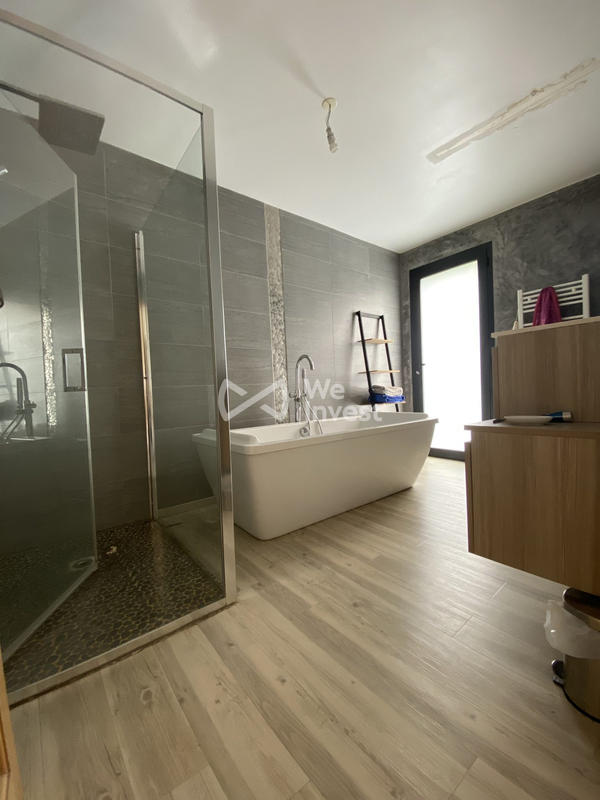 Maison - 169 m² - 6 pièces