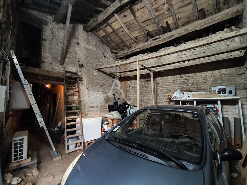 Maison - 96 m² - 3 pièces