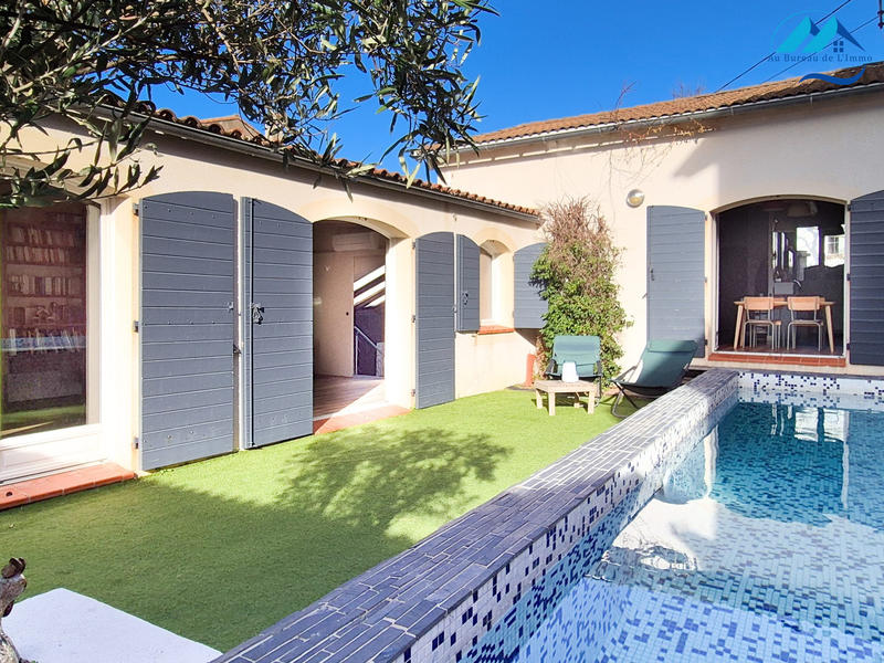 Maison - 197 m² - 8 pièces