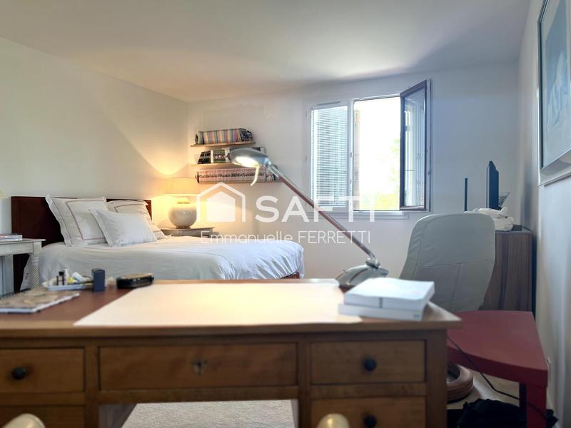 Maison - 291 m² - 8 pièces