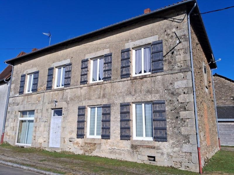 Maison - 252 m² - 10 pièces