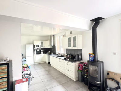 Appartement - 110 m² - 5 pièces