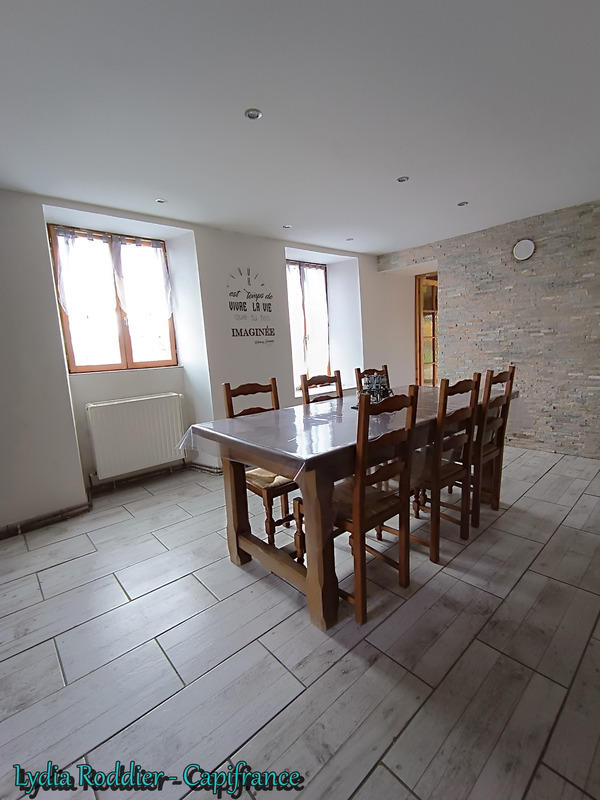 Maison - 143 m² - 6 pièces