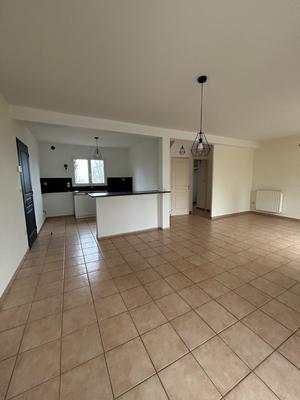 Maison - 89 m² - 4 pièces