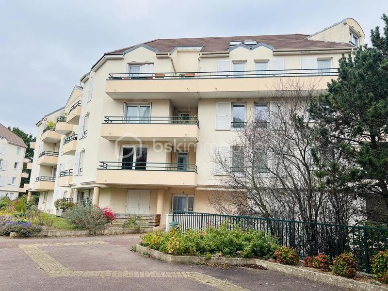 Appartement - 79 m² - 4 pièces