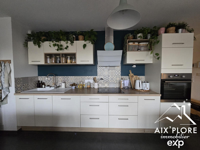 Appartement - 81 m² - 4 pièces