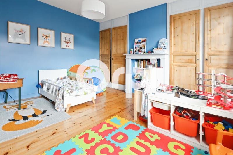 Maison - 176 m² - 6 pièces