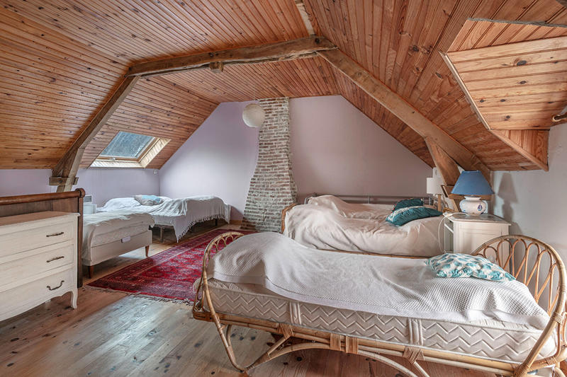 Maison - 151 m² - 6 pièces