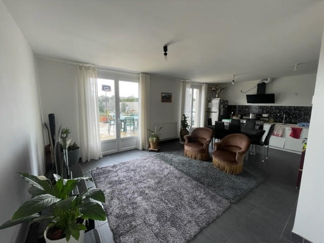 Maison - 101 m² - 6 pièces