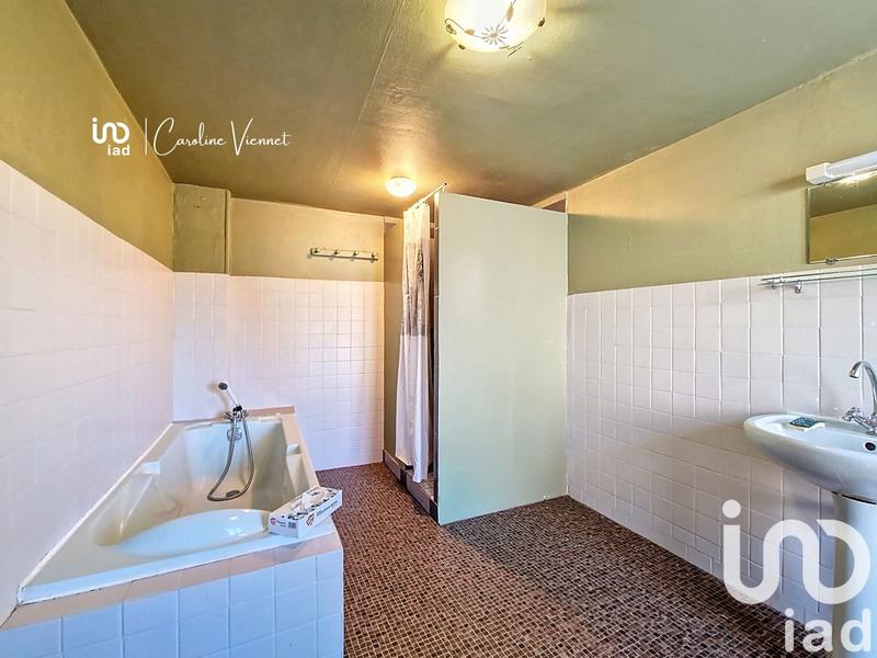 Maison de village - 250 m² - 9 pièces