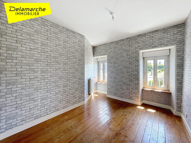 Maison - 102 m² - 5 pièces