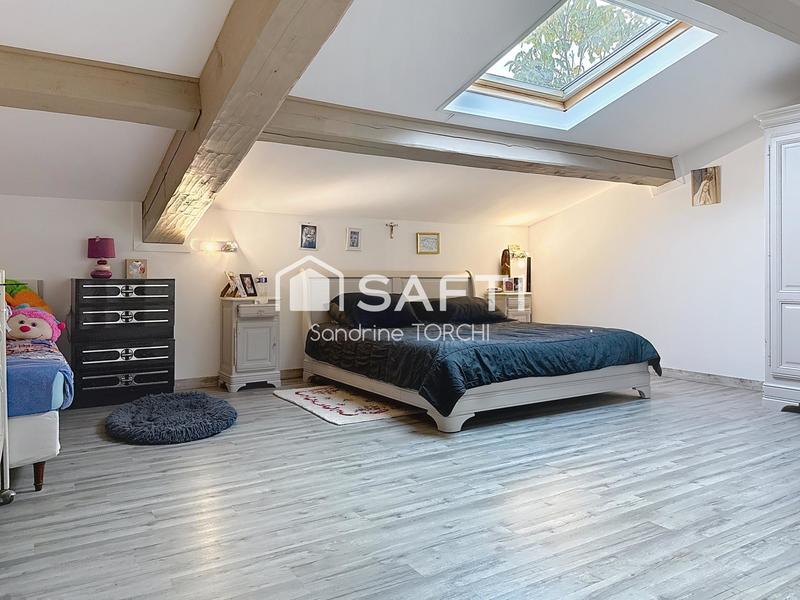 Maison - 170 m² - 6 pièces