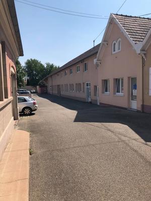 Local d'activités - 70 m²