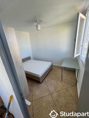 Chambre - 11 m² - 1 pièce