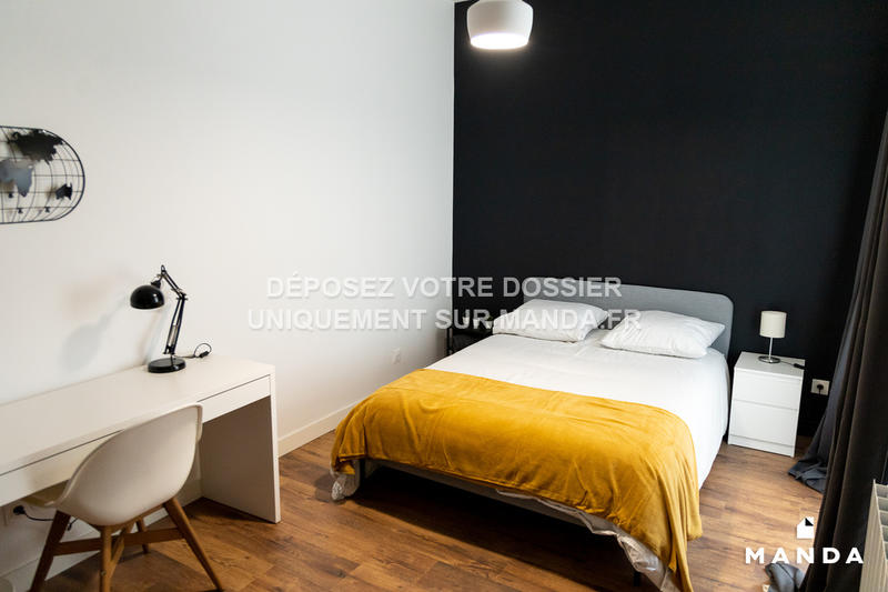 Chambre - 23 m² - 9 pièces