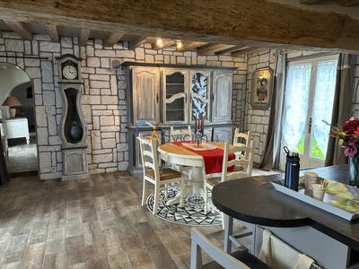 Maison - 198 m² - 5 pièces