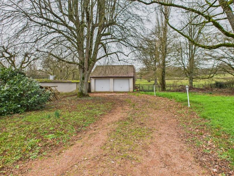 Propriété - 123 m² - 6 pièces