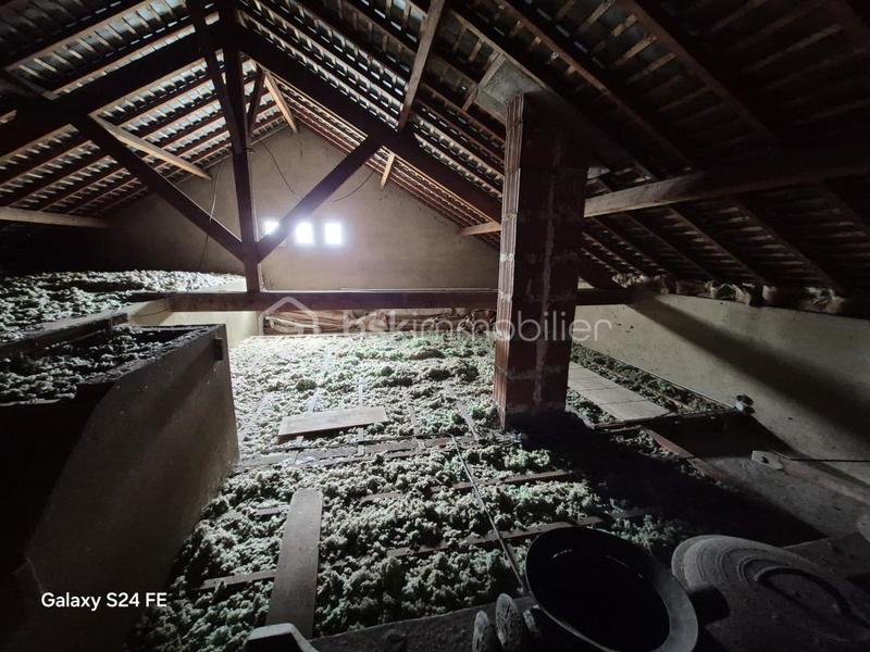 Maison - 92 m² - 4 pièces