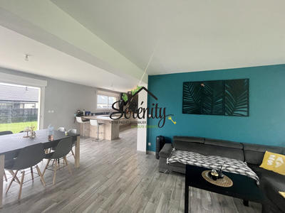 Maison - 140 m² - 6 pièces