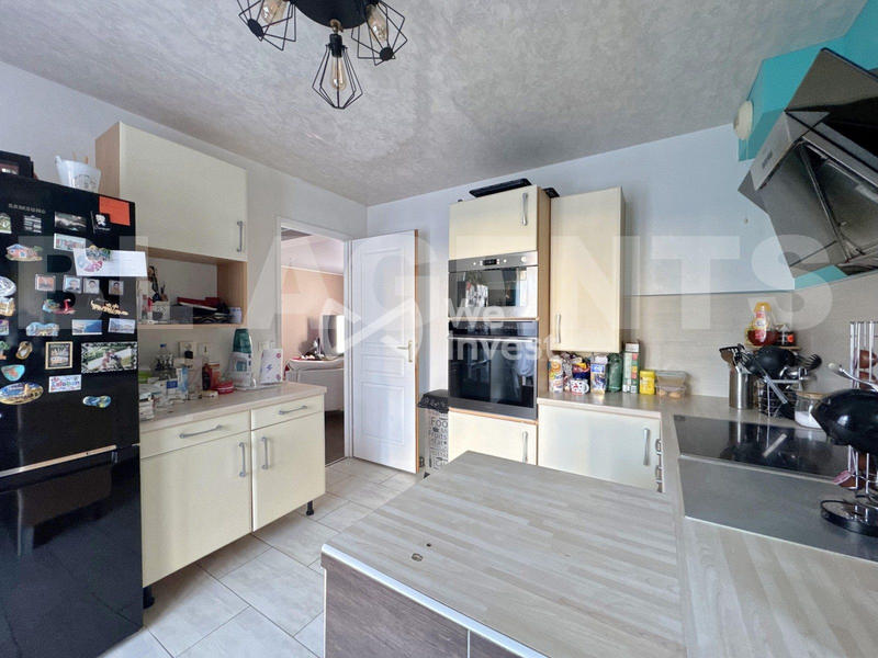 Maison - 157 m² - 6 pièces