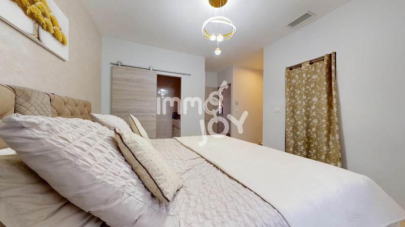 Maison - 178 m² - 7 pièces