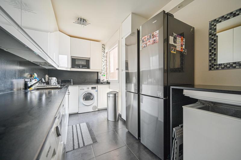 Appartement - 94 m² - 4 pièces