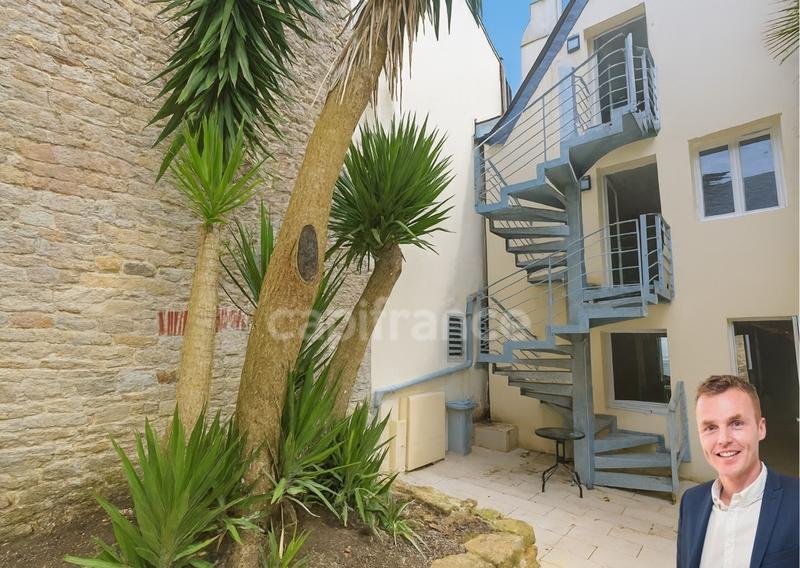 Immeuble - 115 m² - 6 pièces