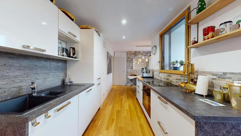 Appartement - 83 m² - 3 pièces