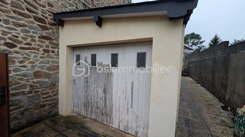 Maison traditionnelle - 95 m² - 5 pièces