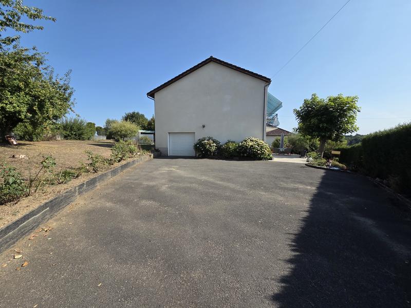 Maison - 132 m² - 7 pièces