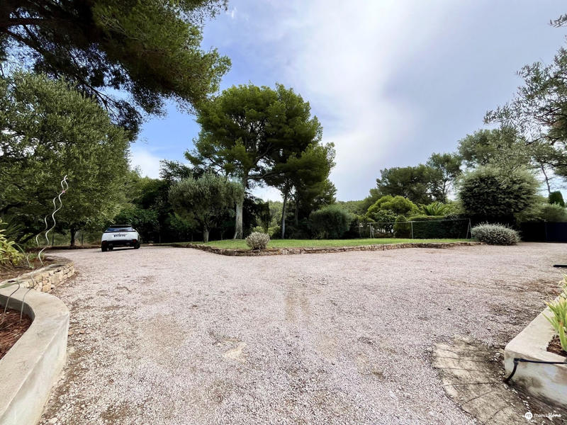 Villa - 230 m² - 7 pièces