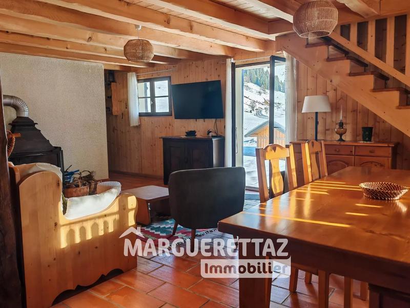 Châlet - 102 m² - 4 pièces