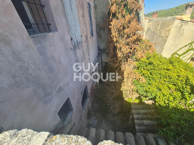 Maison - 270 m² - 10 pièces