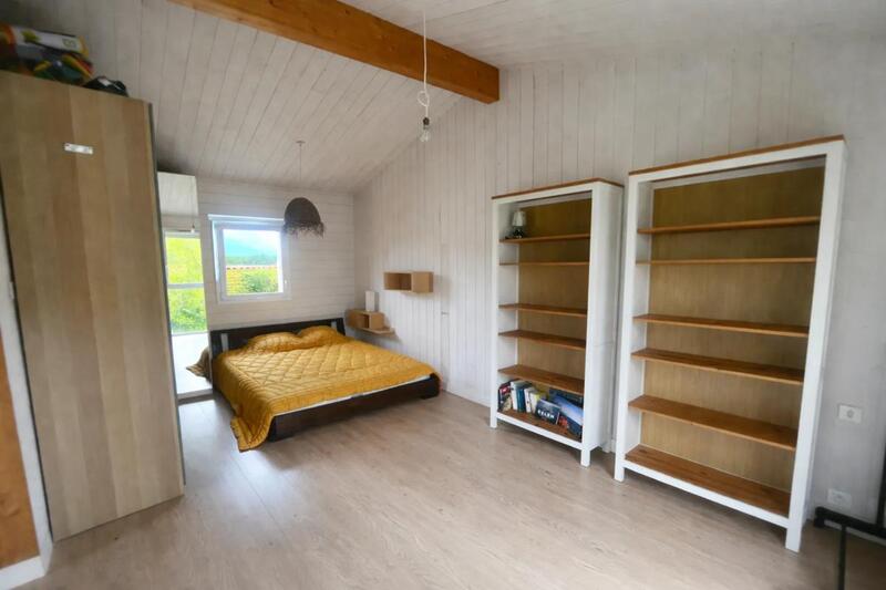 Maison de bois - 106 m² - 4 pièces