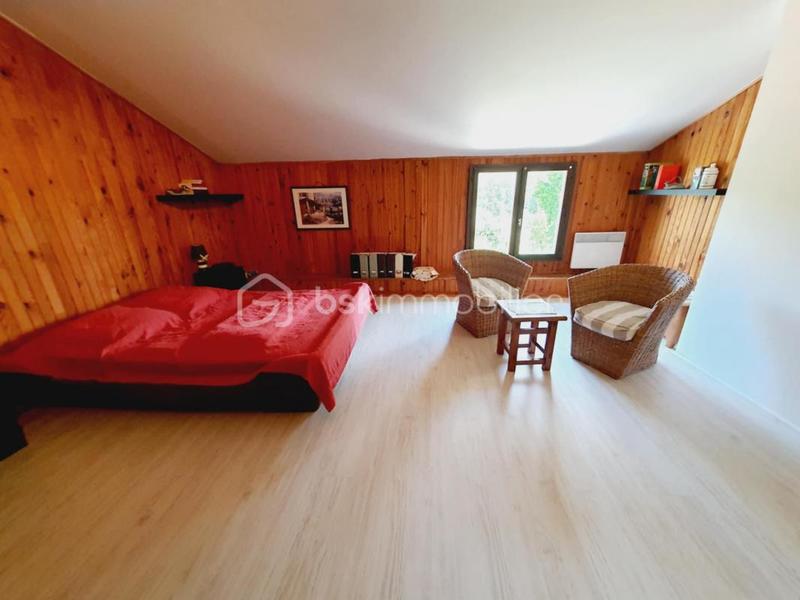 Maison de village - 212 m² - 7 pièces