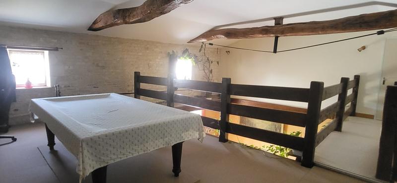 Maison ancienne - 203 m² - 7 pièces