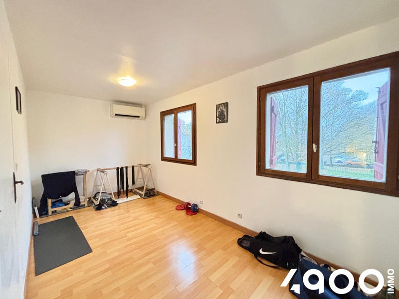 Maison - 110 m² - 6 pièces