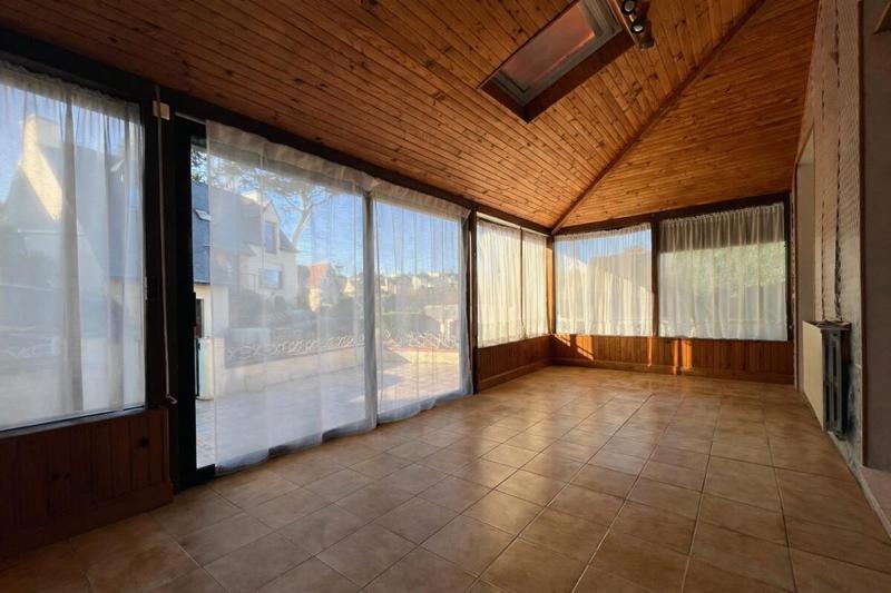 Maison - 181 m² - 7 pièces