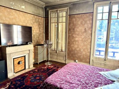 Maison traditionnelle - 150 m² - 6 pièces