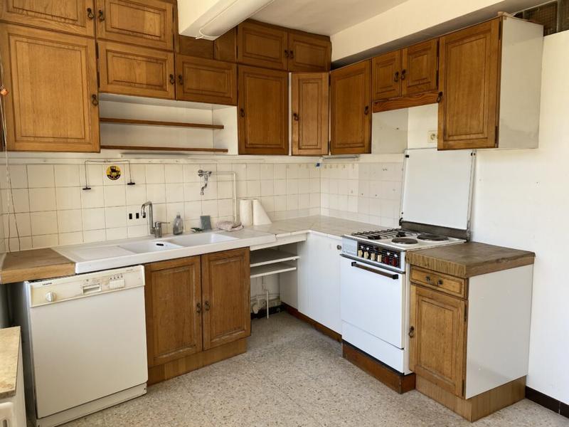 Maison de ville - 240 m² - 12 pièces