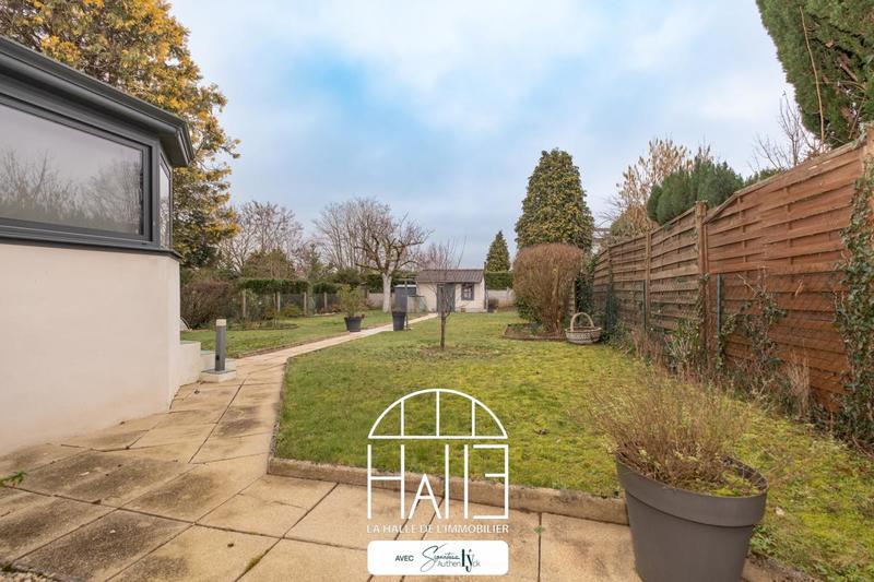 Pavillon - 180 m² - 6 pièces