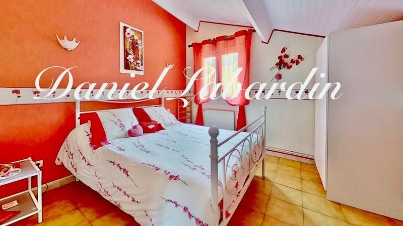 Maison - 113 m² - 8 pièces