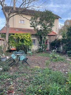 Maison - 80 m² - 5 pièces