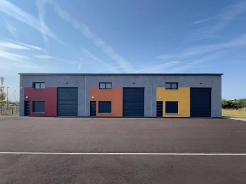 Bureau - 100 m² - 1 pièce