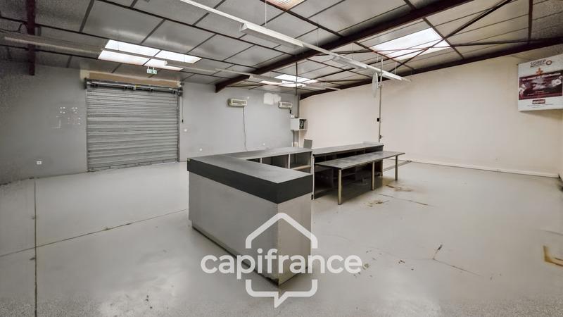 Bureau - 2 009 m² - 23 pièces